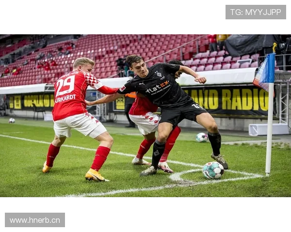 美因茨锋线表现 美因茨锋线表现